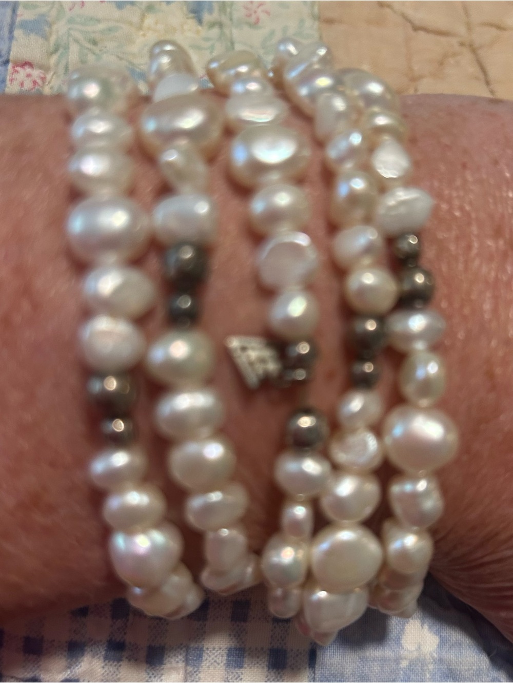 Silpada Five White Pearl Stretch Bracelets